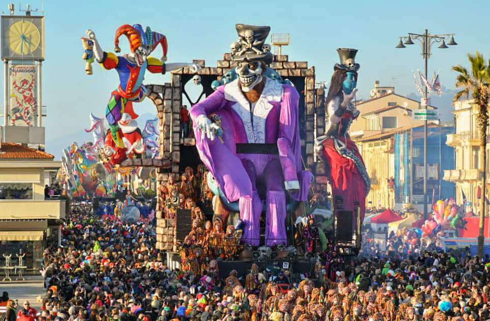 Carnevale, una festa popolare che attraversa tutta Italia