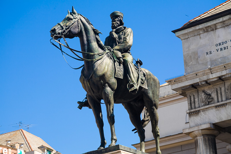 Palazzo Doria Spinola - FAI - statua di Giuseppe Garibaldi genova