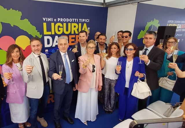 Marketing territoriale e viticoltura: inaugurata la rassegna “Liguria da bere” 