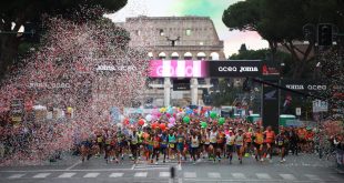 La partenza della 30esima maratona di Roma